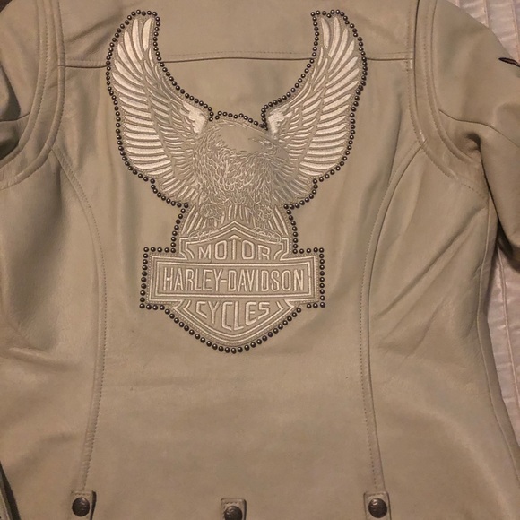 Harley Davidson Cream leather jacket and chaps - Picture 7 of 7